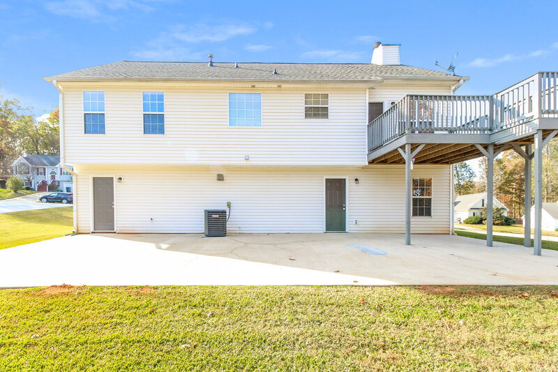 2,100/Mo, 100 Syracuse Ln Covington, GA 30016 Rear View
