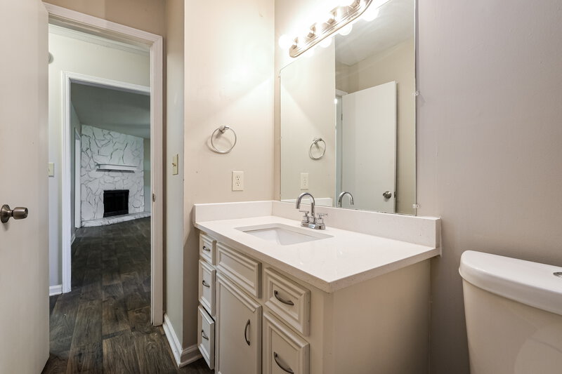 1,690/Mo, 843 Tall Deer Drive Fairburn, GA 30213 Bathroom View