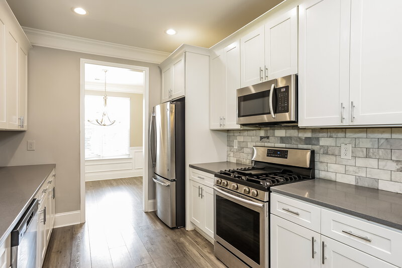 4,190/Mo, 2105 Brentwood Cv Ellenwood, GA 30294 Kitchen View