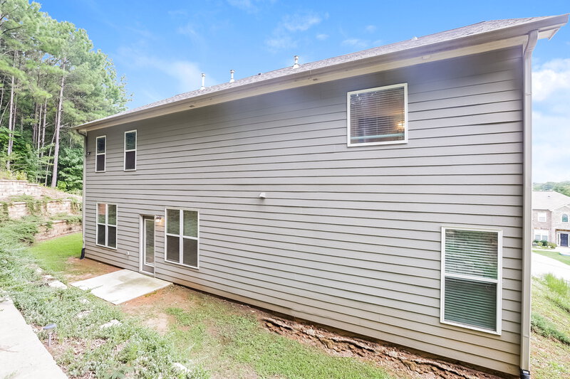 4,190/Mo, 2105 Brentwood Cv Ellenwood, GA 30294 Rear View