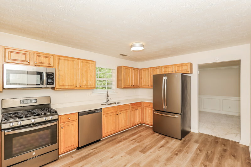 2,025/Mo, 512 Tori Ct Palmetto, GA 30268 Kitchen View
