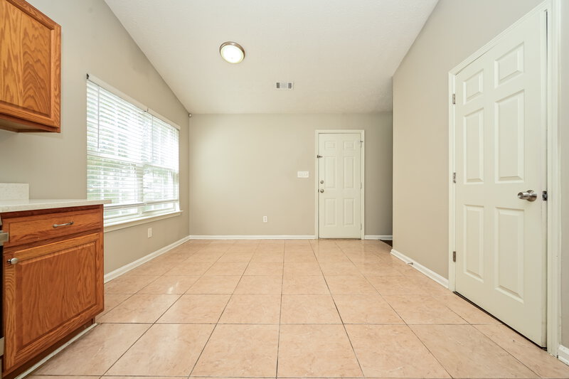 1,980/Mo, 1180 Eatonton Way McDonough, GA 30252 Kitchen View 3