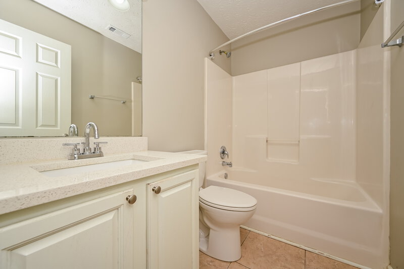 1,980/Mo, 1180 Eatonton Way McDonough, GA 30252 Bathroom View