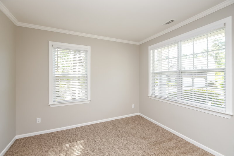 2,230/Mo, 3582 Aberdeen Way Douglasville, GA 30135 Sitting Room View