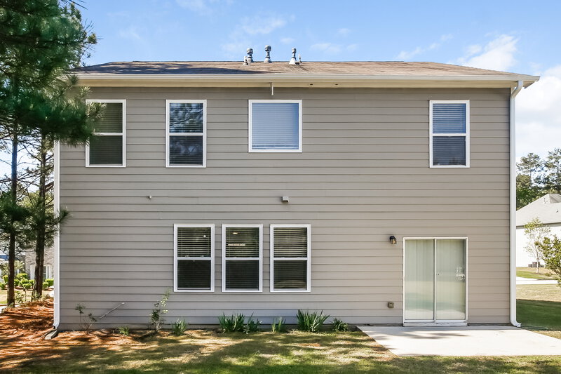 2,230/Mo, 3582 Aberdeen Way Douglasville, GA 30135 Rear View