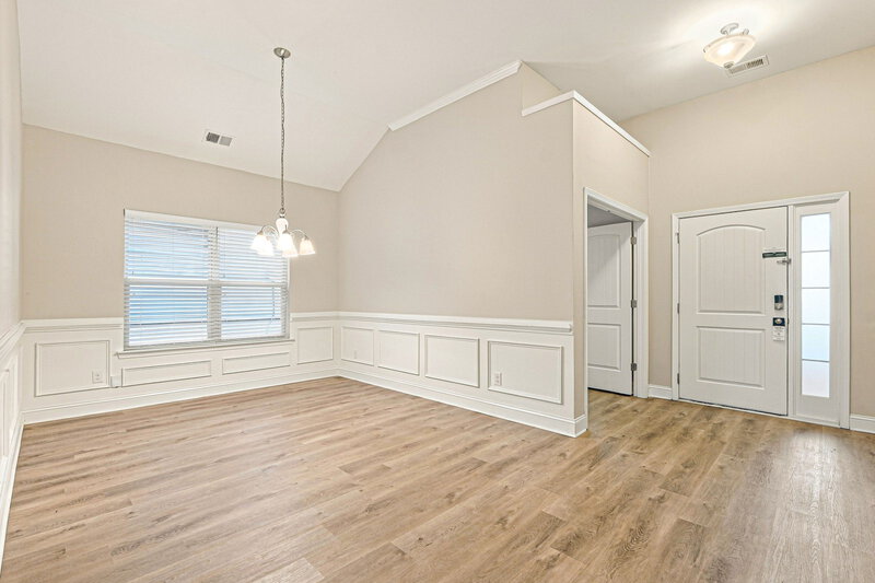 2,190/Mo, 4890 Summersun Dr Morrow, GA 30260 Dining Room View