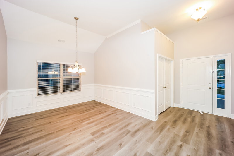 2,265/Mo, 4890 Summersun Dr Morrow, GA 30260 Dining Room View