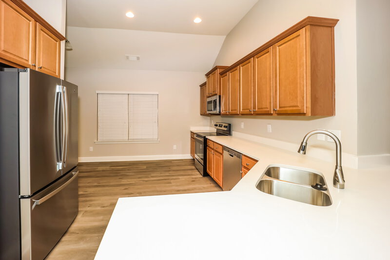 2,265/Mo, 4890 Summersun Dr Morrow, GA 30260 Kitchen View