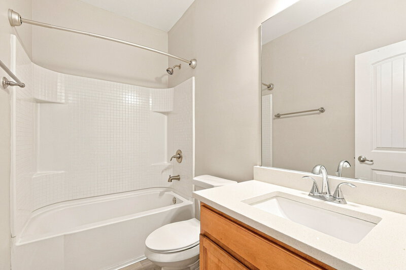 2,190/Mo, 4890 Summersun Dr Morrow, GA 30260 Bathroom View