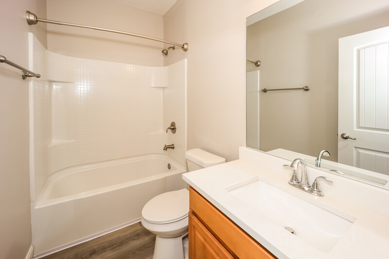 2,265/Mo, 4890 Summersun Dr Morrow, GA 30260 Bathroom View