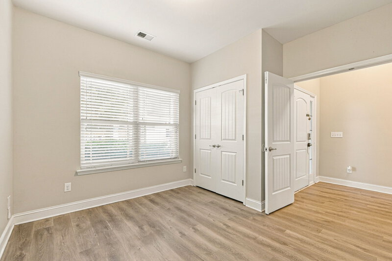 2,190/Mo, 4890 Summersun Dr Morrow, GA 30260 Bonus Room View