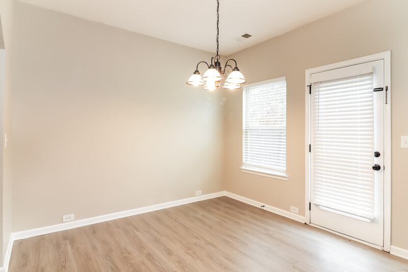 2,070/Mo, 613 Beaujolais Ct McDonough, GA 30253 Dining Room View