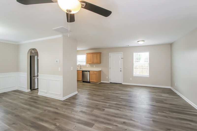 3,120/Mo, 2436 Cornell Cir McDonough, GA 30253 Living Room View
