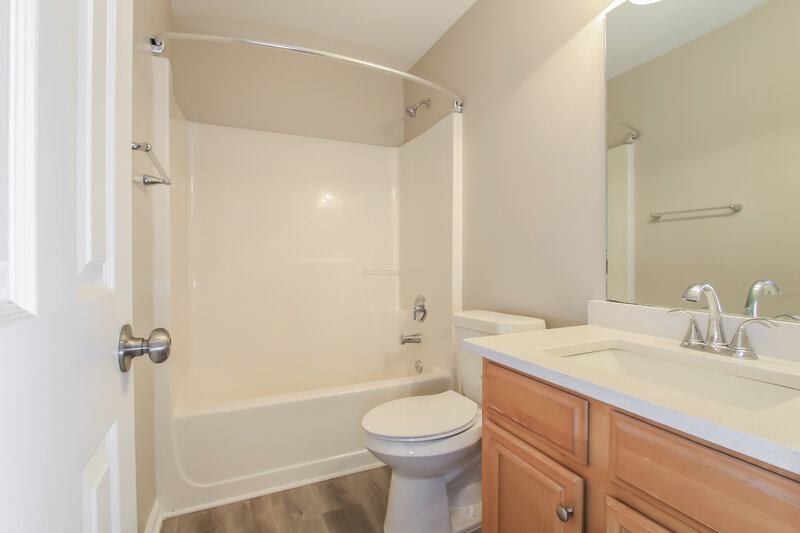 3,120/Mo, 2436 Cornell Cir McDonough, GA 30253 Bathroom View