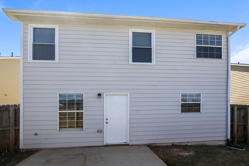 3,120/Mo, 2436 Cornell Cir McDonough, GA 30253 Rear View