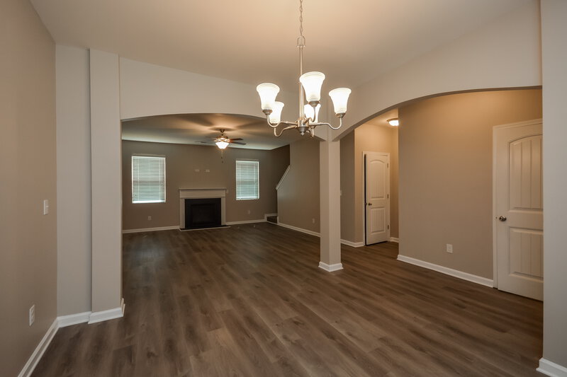 2,435/Mo, 1352 Worcester Trl McDonough, GA 30253 Dining Room View 2