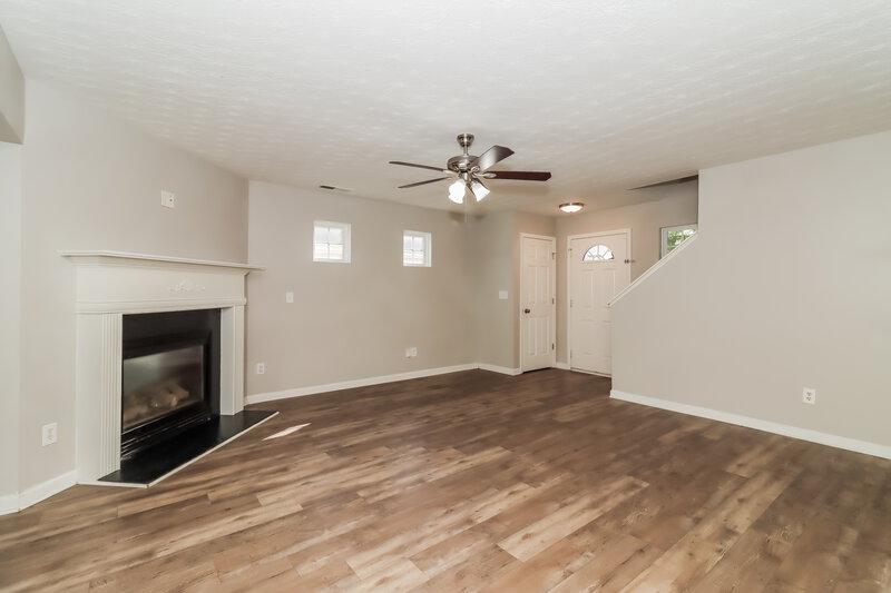 1,595/Mo, 236 Arrowhead Drive Dallas, GA 30132 Living Room View