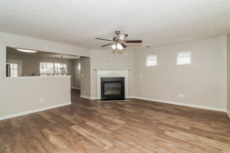 1,595/Mo, 236 Arrowhead Drive Dallas, GA 30132 Living Room View 2