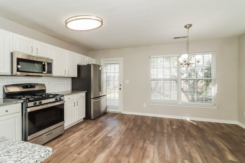 1,595/Mo, 236 Arrowhead Drive Dallas, GA 30132 Kitchen View