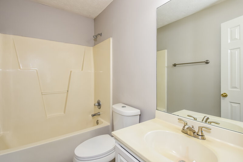 2,580/Mo, 9385 Eagles Landing Dr Gainesville, GA 30506 Bathroom View