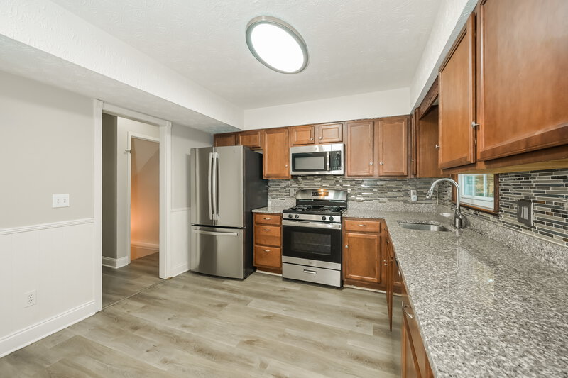 2,450/Mo, 1265 Grayland Hills Dr Lawrenceville, GA 30046 Kitchen View