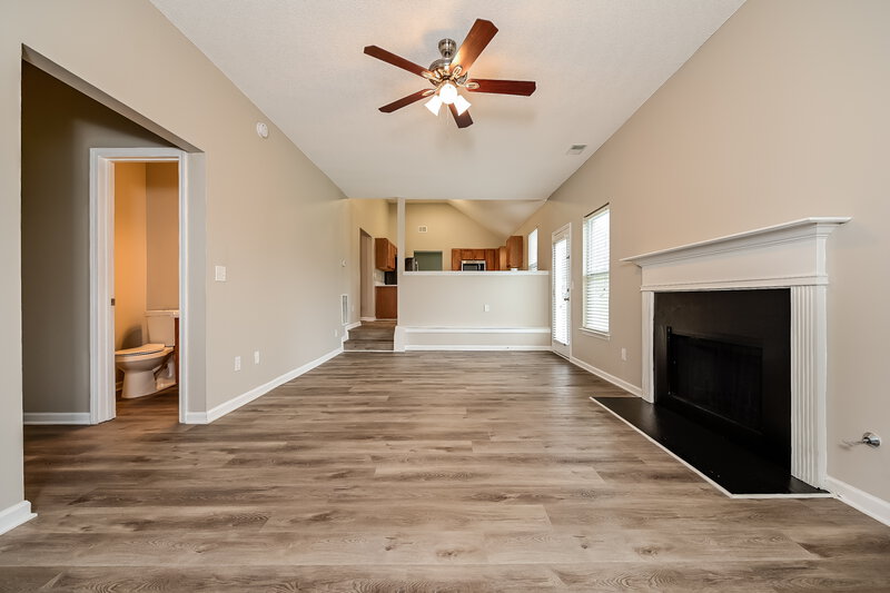 1,785/Mo, 146 Laughlin Dr Locust Grove, GA 30248 Living Room View 2
