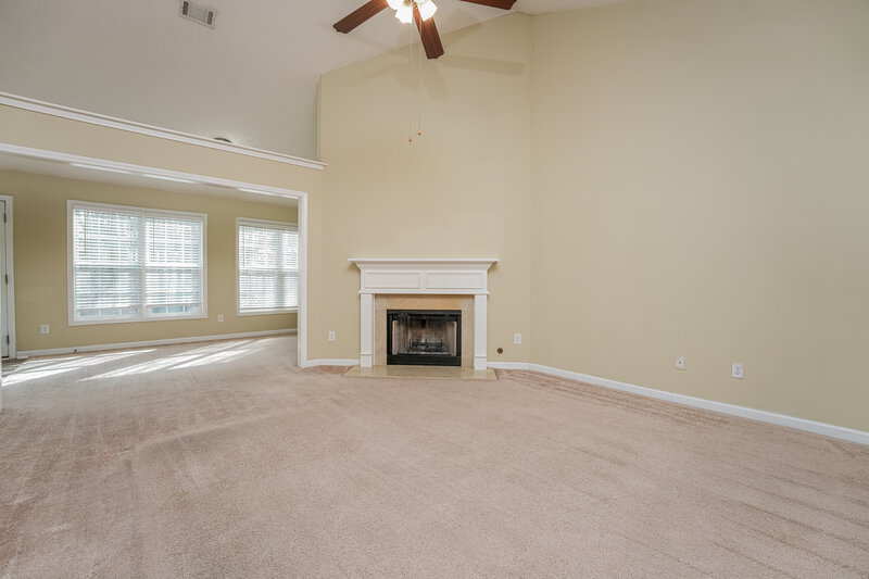 2,200/Mo, 4296 Preserve Trl Snellville, GA 30039 Living Room View 2