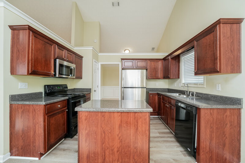 2,200/Mo, 4296 Preserve Trl Snellville, GA 30039 Kitchen View