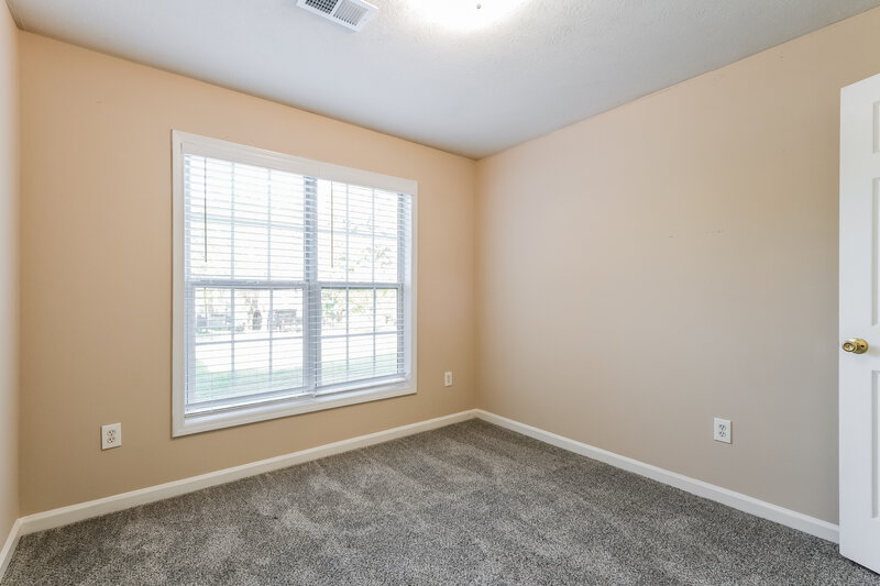 2,290/Mo, 5400 Princeton Oaks Dr Sugar Hill, GA 30518 Bedroom View 2