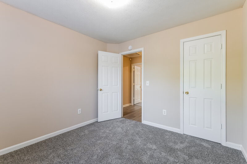 2,290/Mo, 5400 Princeton Oaks Dr Sugar Hill, GA 30518 Bedroom View 3