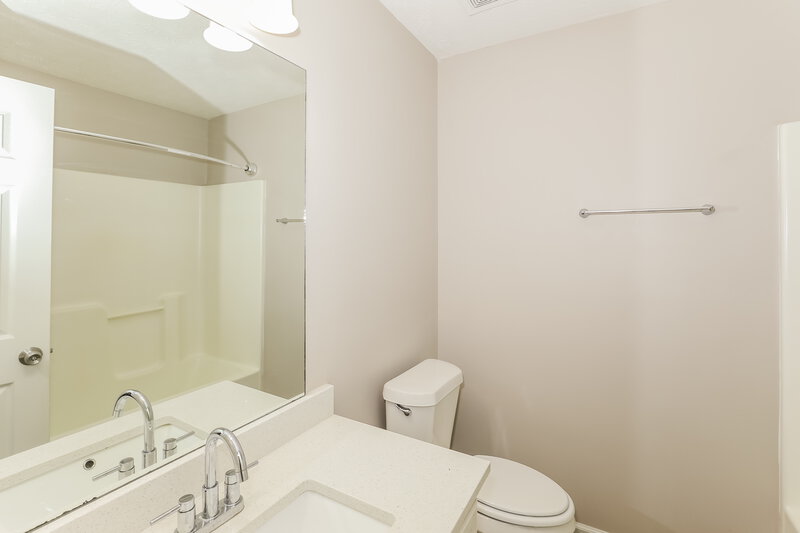 2,050/Mo, 10976 Big Sky Dr Hampton, GA 30228 Bathroom View
