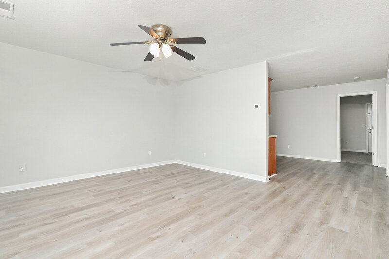 1,825/Mo, 52 Middleton Ct Cartersville, GA 30120 Living Room View
