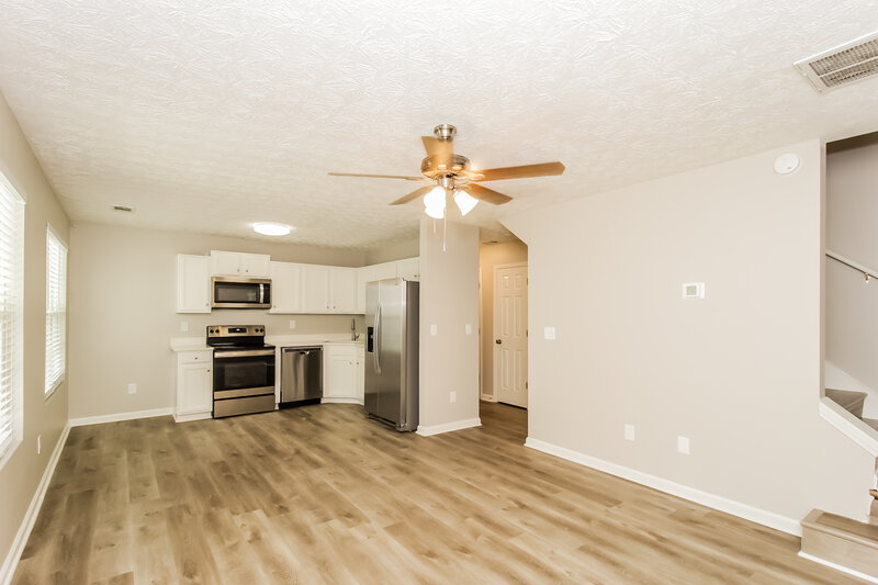 1,760/Mo, 106 Cobblestone Dr Dallas, GA 30132 Living Room View