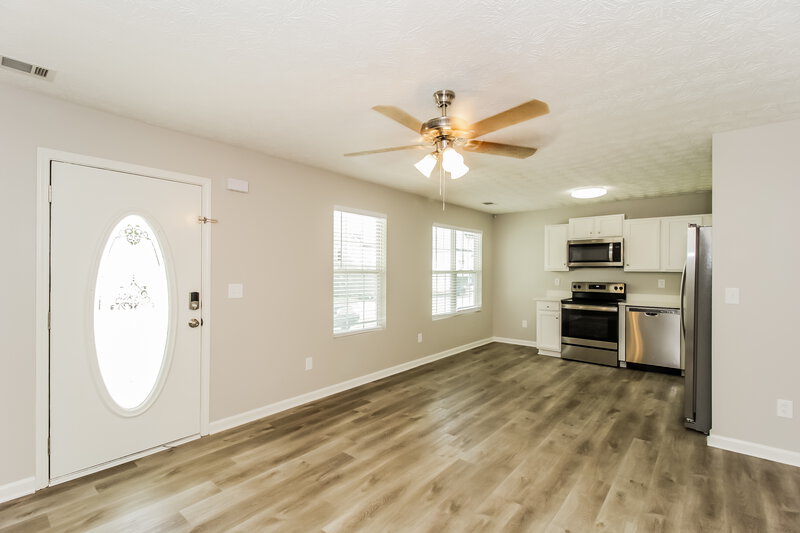 1,760/Mo, 106 Cobblestone Dr Dallas, GA 30132 Living Room View 2