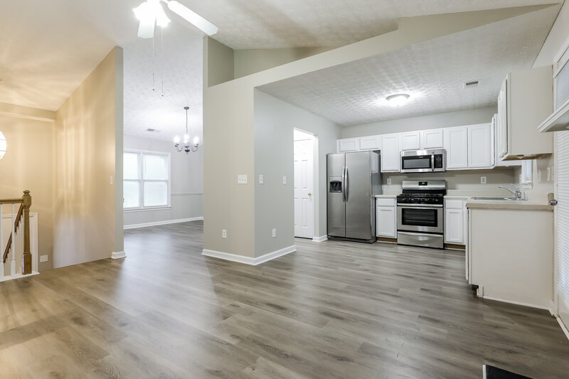 1,675/Mo, 194 Goldleaf Dr Hampton, GA 30228 Dining Room View 3