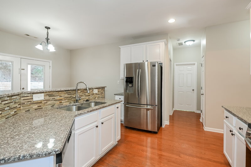 2,630/Mo, 88 Tapestry Ln Newnan, GA 30265 Kitchen View 2