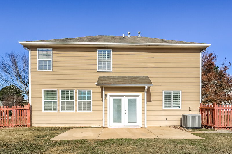 1,990/Mo, 157 Paxton Pl Newnan, GA 30263 Rear View