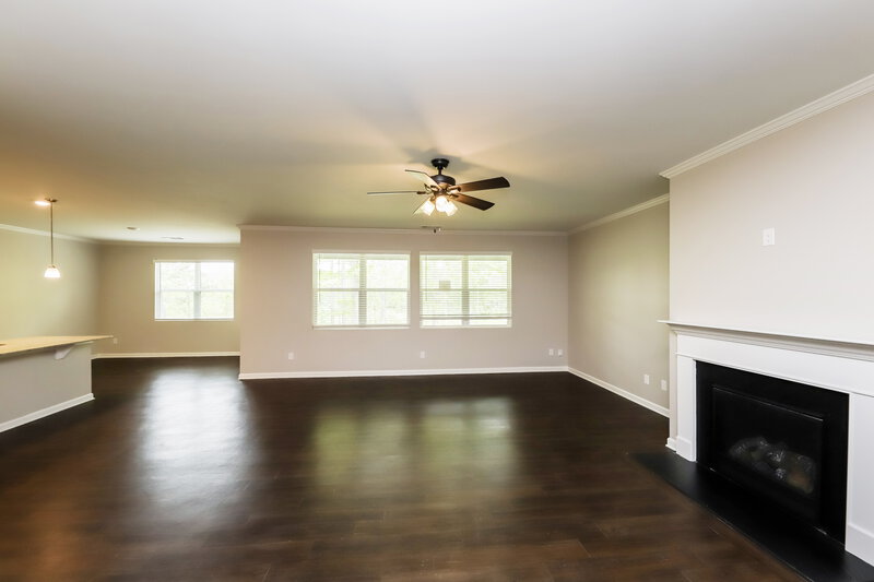 1,985/Mo, 384 Huntleigh Shores Ln Dallas, GA 30132 Living Room View 2