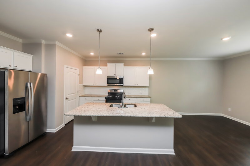 1,985/Mo, 384 Huntleigh Shores Ln Dallas, GA 30132 Kitchen View