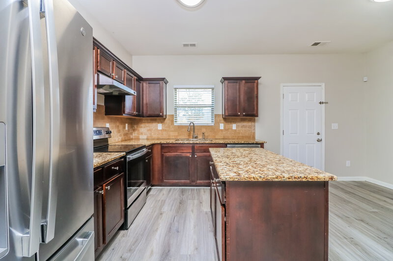 2,185/Mo, 8581 Braylen Manor Dr Douglasville, GA 30134 Kitchen View