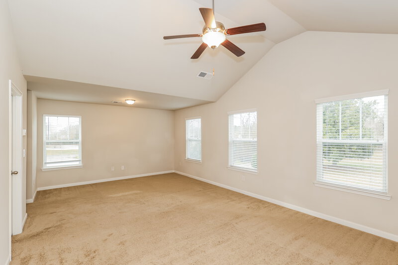 1,895/Mo, 4 Elm St Hampton, GA 30228 Main Bedroom View