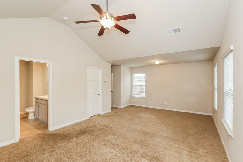 1,895/Mo, 4 Elm St Hampton, GA 30228 Main Bedroom View 2