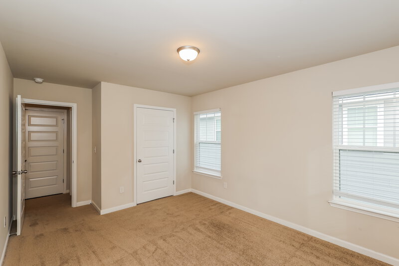 1,895/Mo, 4 Elm St Hampton, GA 30228 Bedroom View 3