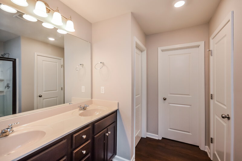 2,205/Mo, 612 Moorings Ave McDonough, GA 30253 Main Bathroom View