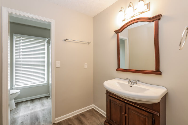 2,380/Mo, 9704 Squirrel Wood Run Douglasville, GA 30135 Bathroom View