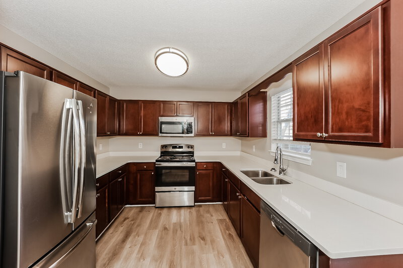 1,785/Mo, 15 Cityview Dr Newnan, GA 30263 Kitchen View 2