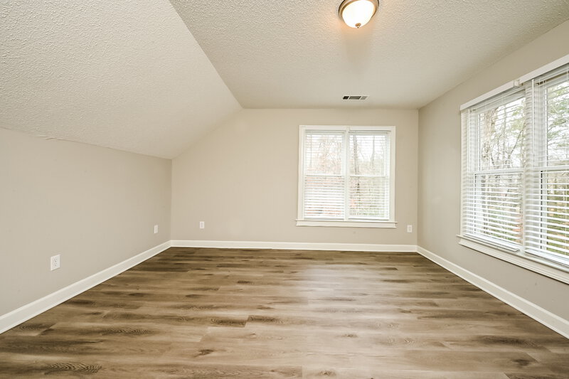 2,360/Mo, 7 Brook Ridge Way Newnan, GA 30263 Bonus Room View