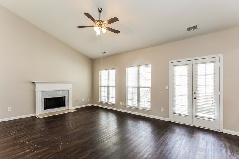 3,990/Mo, 5065 Landover Way Austell, GA 30106 Living Room View