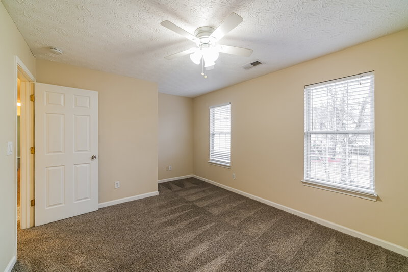 2,010/Mo, 552 The Blvd Newnan, GA 30263 Bedroom View 2