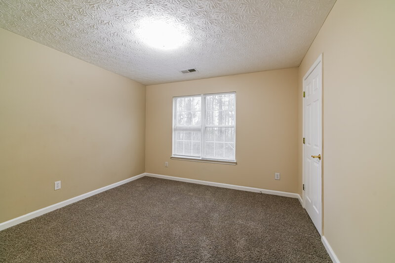 2,010/Mo, 552 The Blvd Newnan, GA 30263 Bedroom View 3